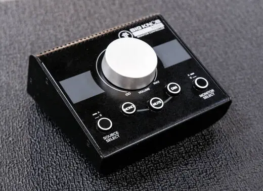 Mackie - Passive 2x2 Studio Monitor Controller